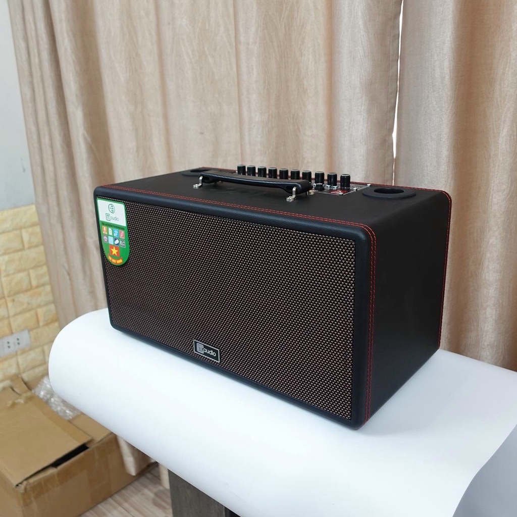 Loa Xách Tay Karaoke CMaudio CM 216 – Vỏ gỗ bọc da cao cấp, Kèm 2 Micro UHF thu âm cực đỉnh, Bass đôi 16cm