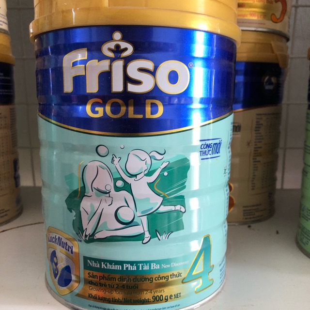 Sữa friso 4 900g