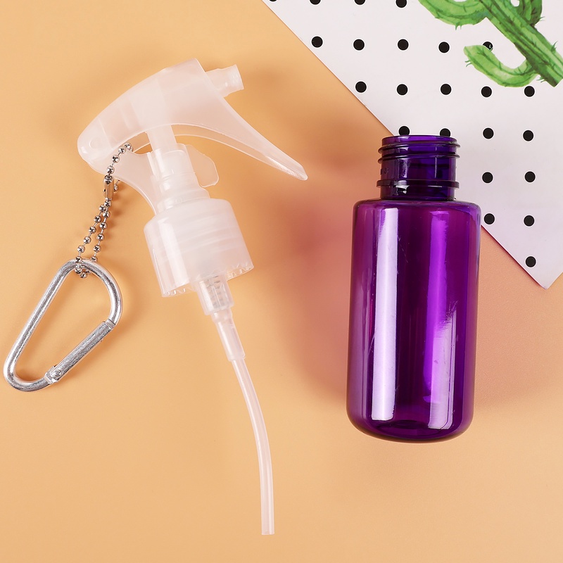 Chai xịt đựng nước rửa tay tích hợp móc khóa nhỏ gọn 60ml