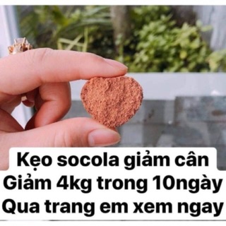 40 viên sô-cô-la Đan mạch tặng 1 chai lăn nách sicon