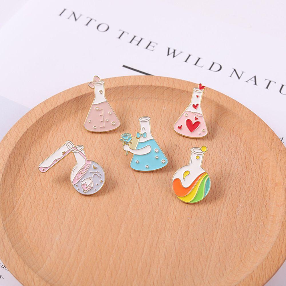 Huy Hiệu Cài Áo Kim Loại Tráng Men Hình Bình Hình Nón Hóa Học Dễ Thương