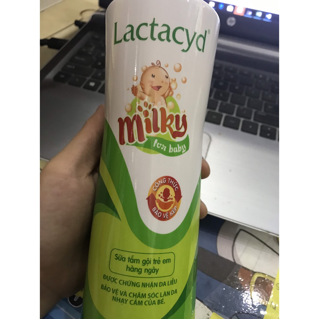 Sữa tắm lactacyd milky 500 ml