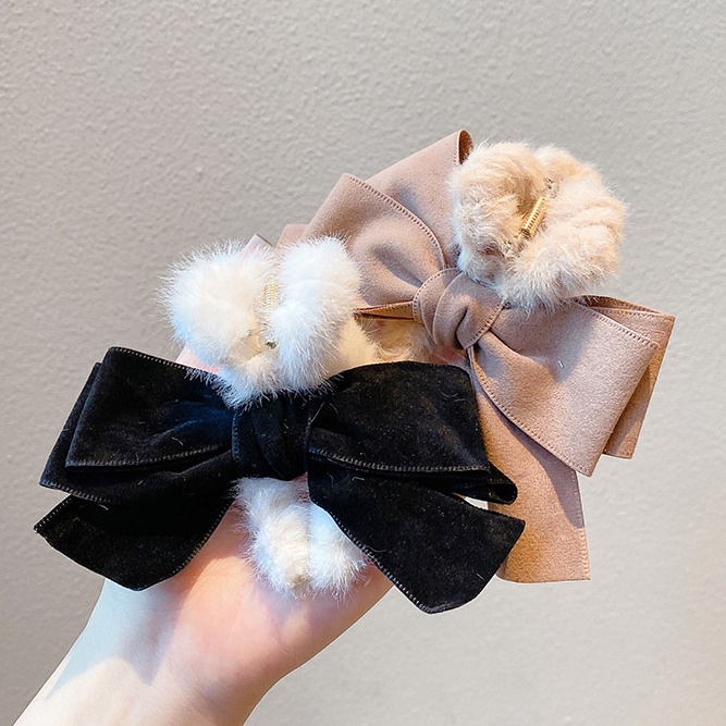 Kẹp Tóc Nơ Phủ Lông Tua Rua Thời Trang Hàn Quốc Cho Nữ 2021