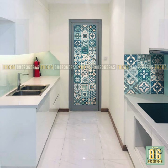 Decal gạch bông dán cửa xanh mint
