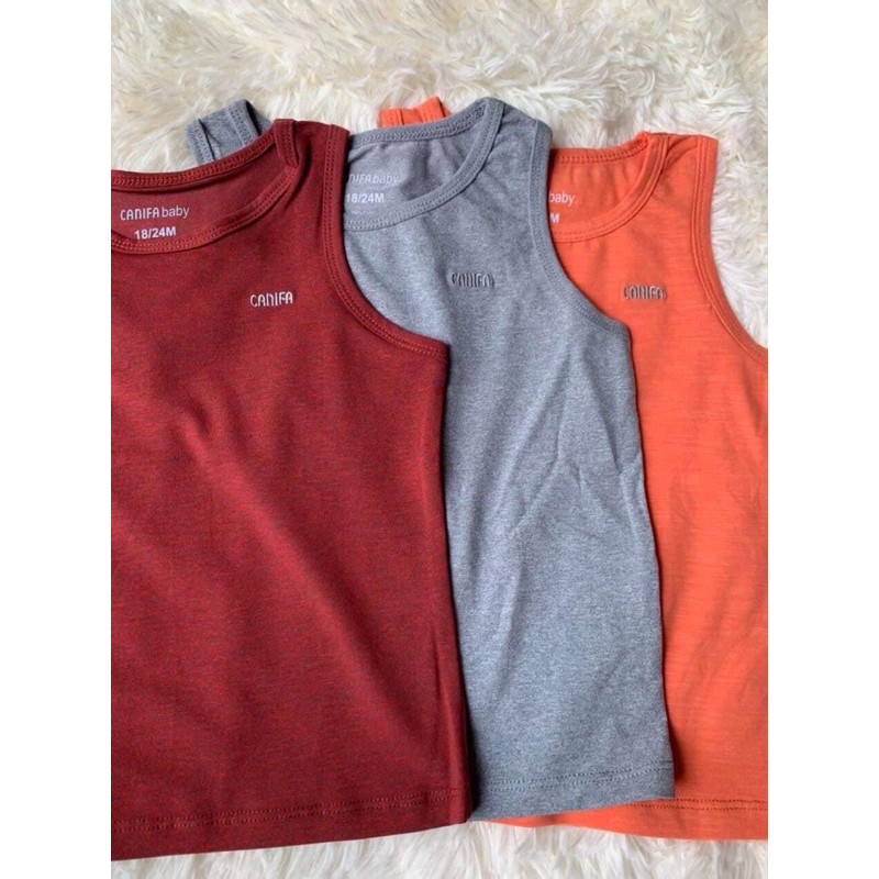 Áo CANIFA.