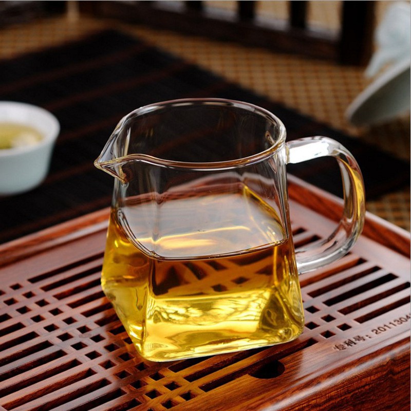 Ấm Pha Trà Thủy Tinh Đế Vuông Chịu Nhiệt Cao Cấp 300ml