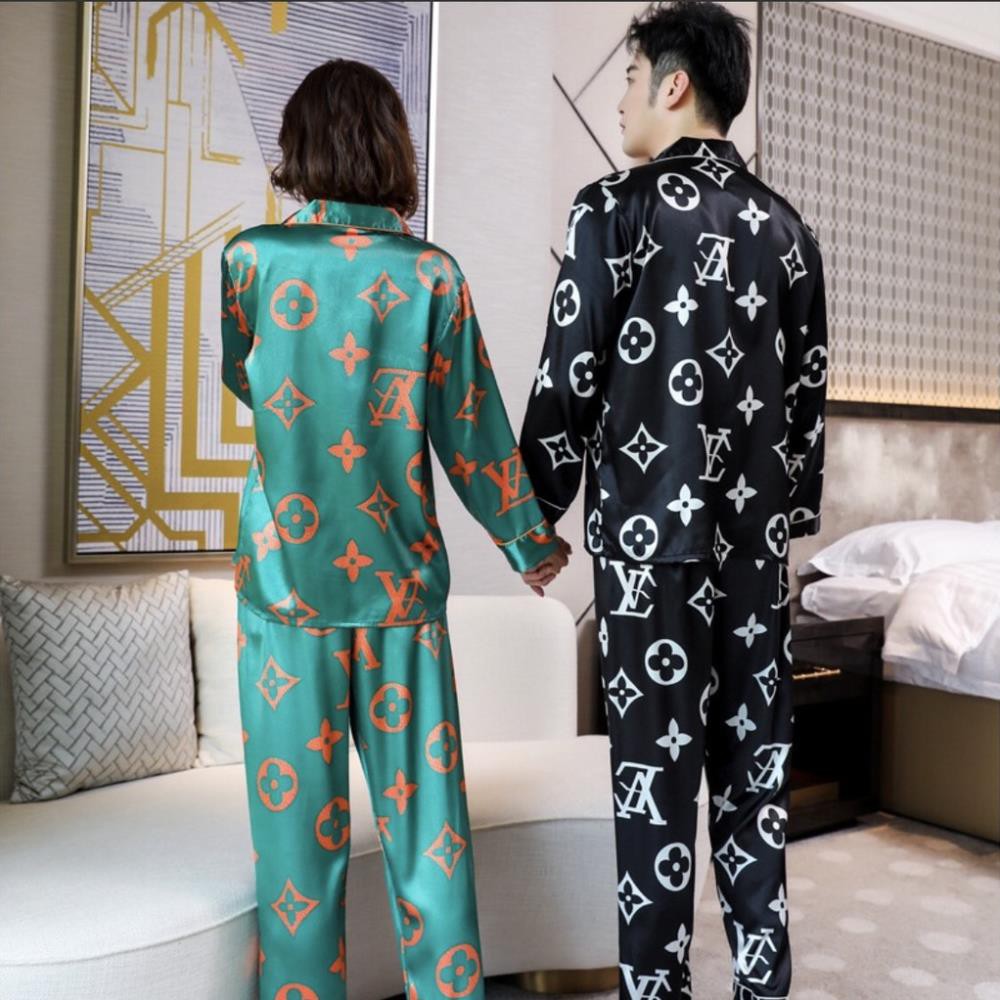 Bộ PIJAMA NAM NỮ Style Hàn Quốc-Lụa bóng thấm hút mồ hôi tốt, mát mùa hè mềm 👈