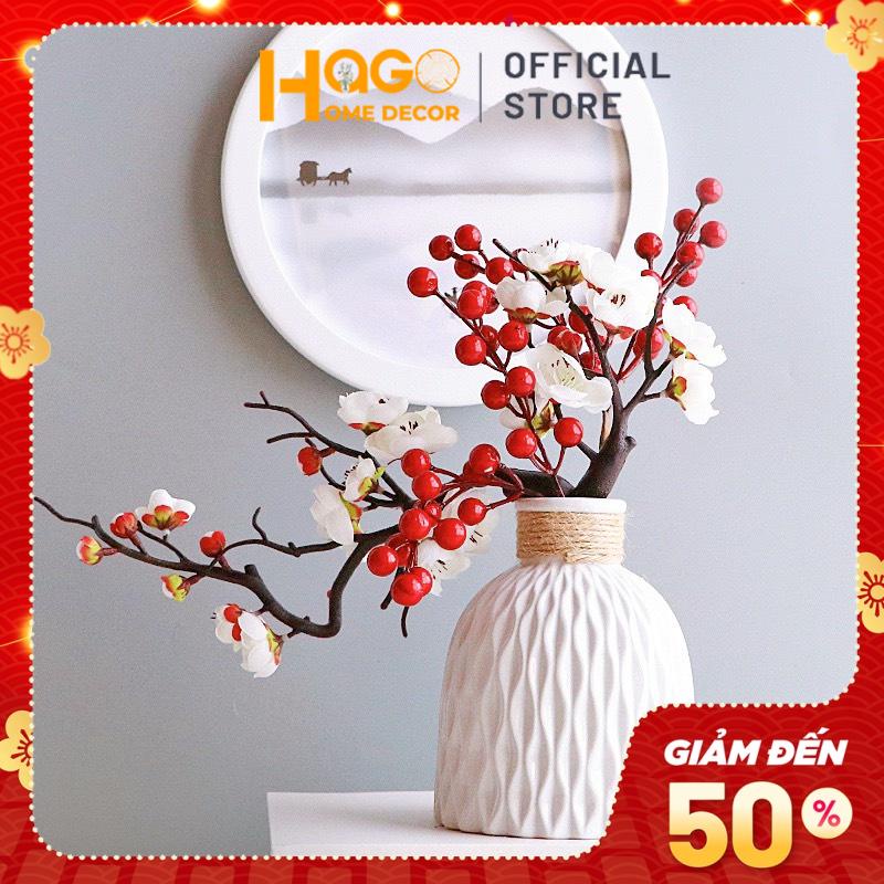 Lọ hoa, bình hoa đào thế mix đào đông đỏ trang trí Tết sang trọng, nghệ thuật rước tài lộc may mắn