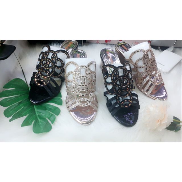 Guốc trung niên đính đá 35-43