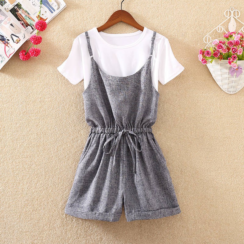 Quần yếm ngắn thiết kế xinh xắn trẻ trung | BigBuy360 - bigbuy360.vn