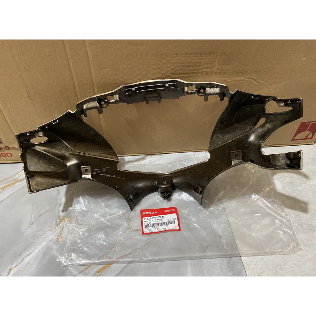 Nắp trước tay lái - bàn thờ HONDA FUTURE 125 năm 2012-2013-2015 màu Vàng đồng. *Y208M* 53205KYZV00ZA