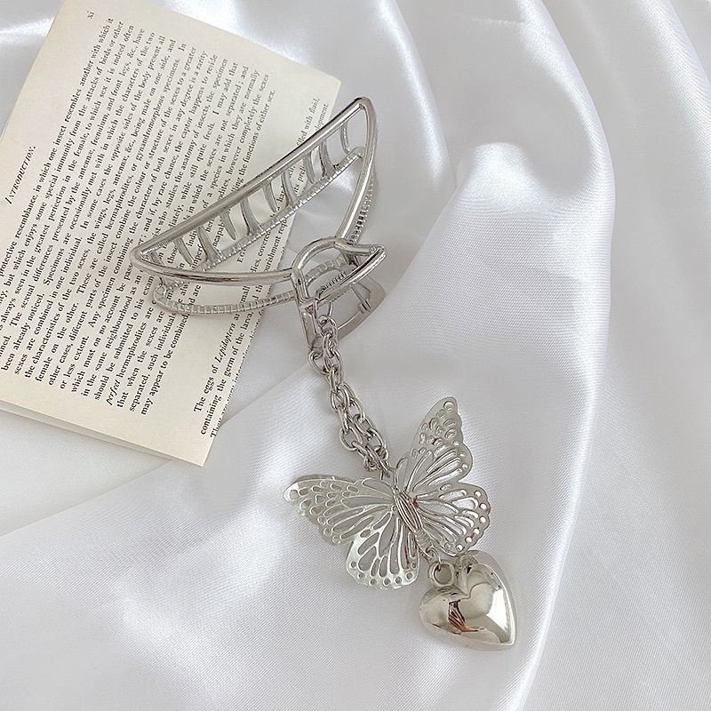 Kẹp tóc kim loại màu bạc phối tua rua hình trái tim bướm phong cách Harajuku cổ điển mới cho nữ