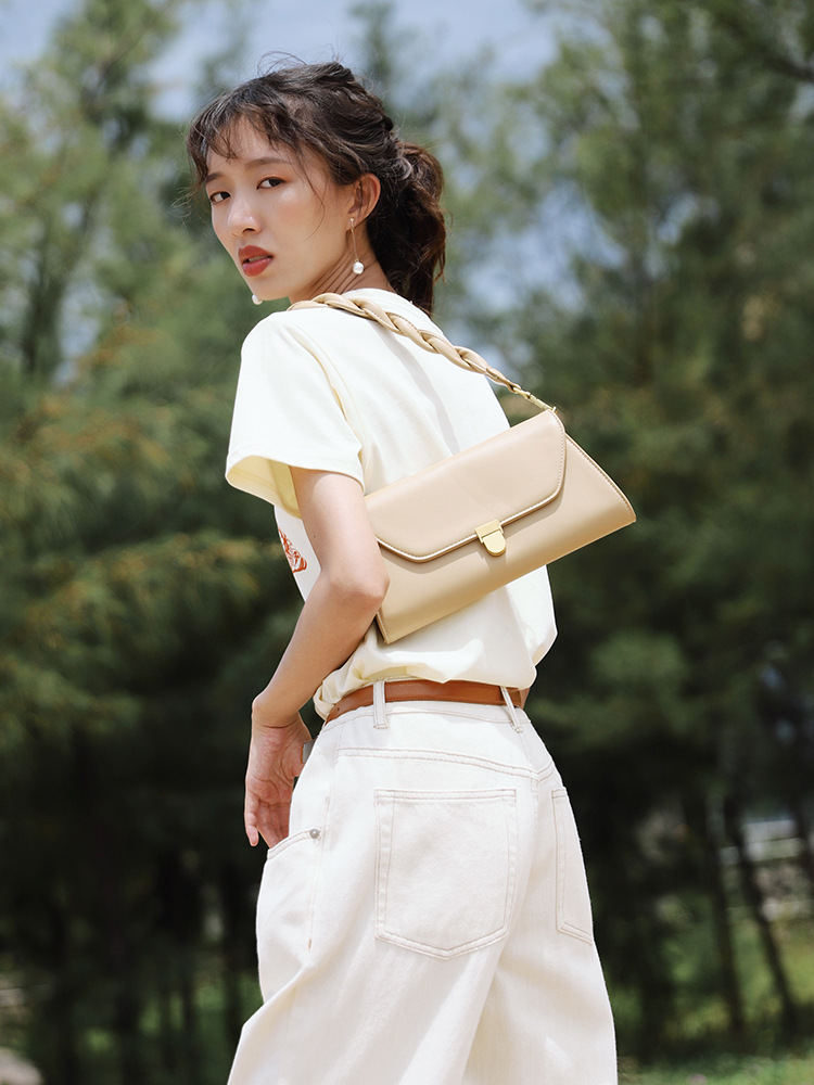 Túi da dây đeo chéo phối khóa kim loại thời trang dành cho nữ