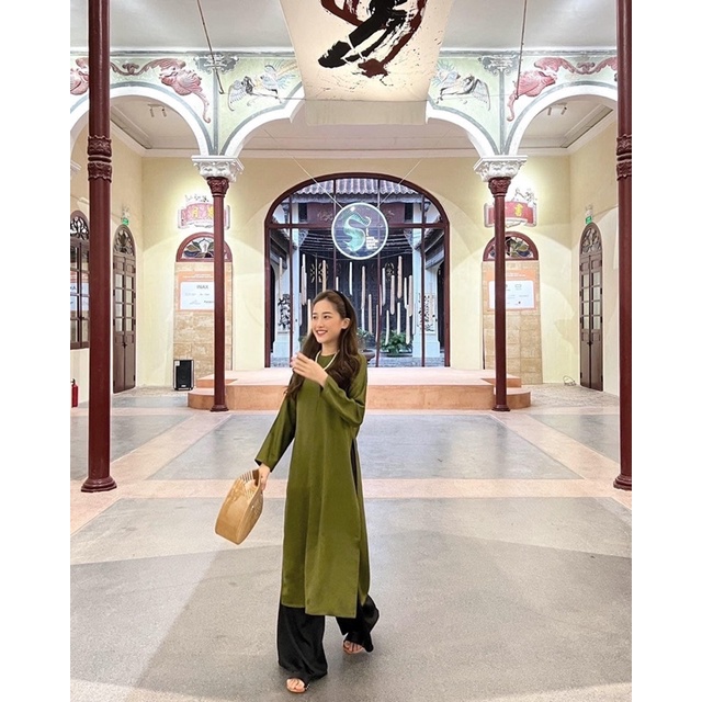 Áo Dài Xuông Dáng Xưa Cổ Tròn Tay Dài_Áo dài may sẵn Nhã Phương