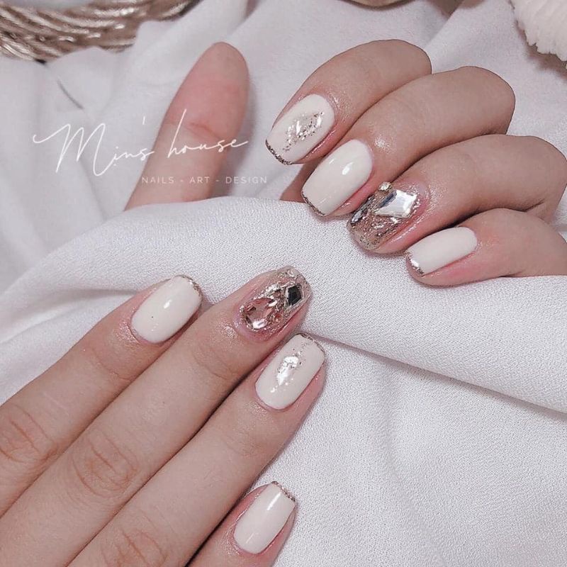 Sơn gel màu trắng sữa B281