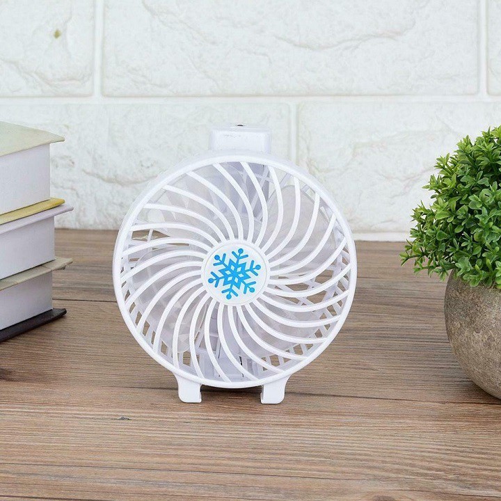 Quạt tích điện mini cầm tay gấp gọn tiện lợi