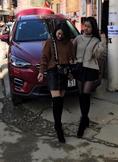 Áo len cổ lọ