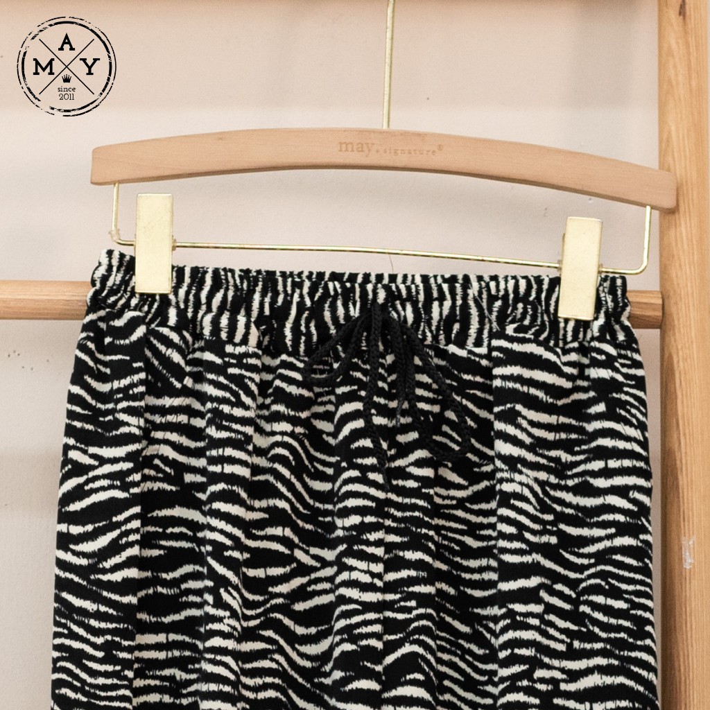 Quần Ống Rộng, Quần Ống Suông Nữ Họa Tiết Rằn Dáng Suông Chun Bụng Bo Gấu MAH03-0047 MAY.SINCE2011 | BigBuy360 - bigbuy360.vn