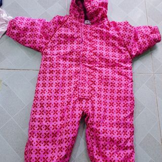 Địu em bé hoang yen