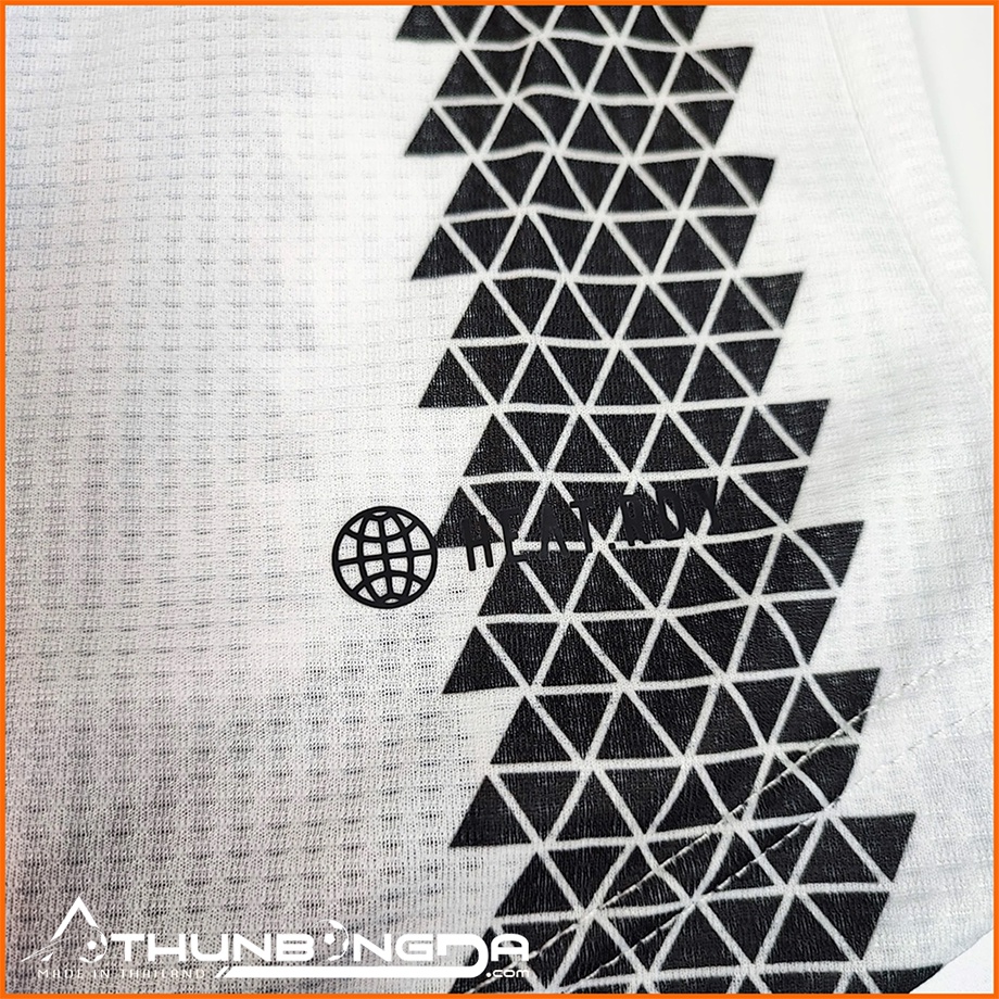 Áo Juventus sọc trắng đen sân nhà 2022/2023, 2022/23 Bản PLAYER Issue Body fit cao cấp