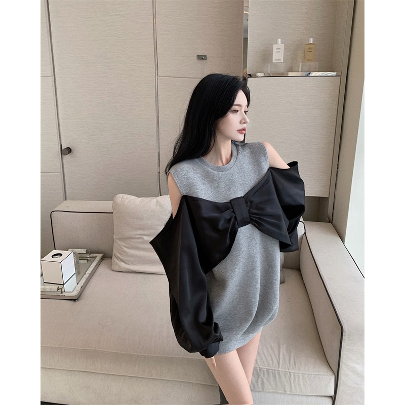 Áo sweater tay dài khoét lỗ trễ vai nỉ xám nơ đen form rộng giấu quần cổ tròn ulzzang