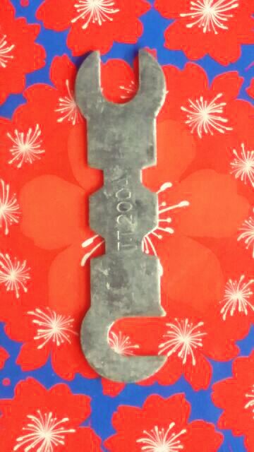 Chì cầu dao dẹp 60A x 2 cái.....