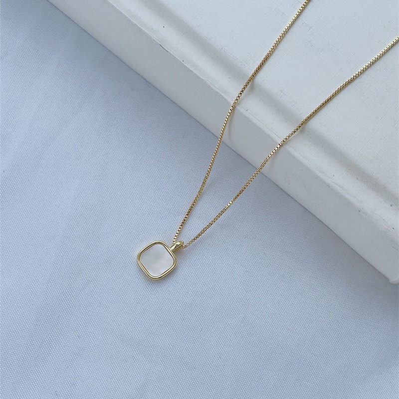 Vòng cổ Vỏ Sò Vuông Sang Trọng C366