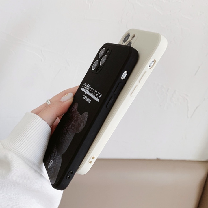 Ốp lưng iPhone TPU dẻo hình Bearbrick iPhone 6 đến 14 Pro Max