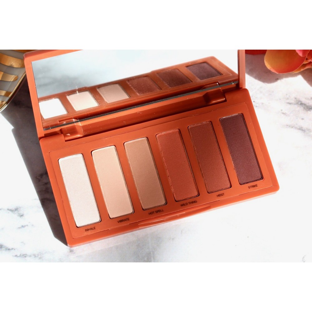 Màu mắt Urban Decay Naked Pelite Heat Urban Decay