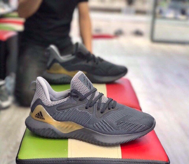Giày thể thao Alphabounce