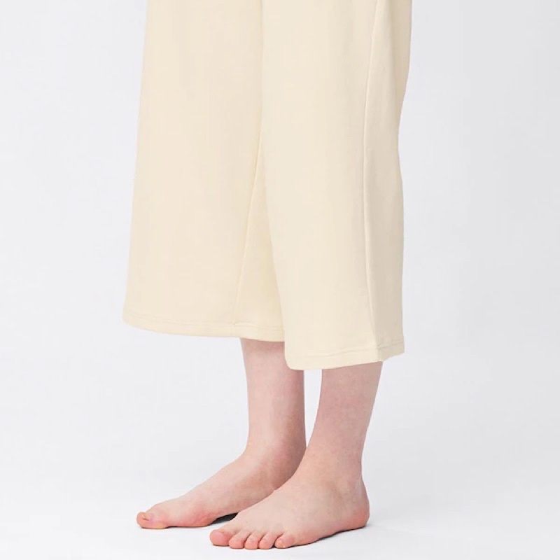 Bộ áo cộc quần dài cotton nữ xinh xắn của GU - Nhật Bản