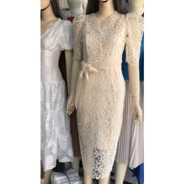 Đầm ren kèm nơ eo