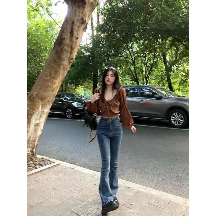 Bộ đồ COZOKC gồm áo dài tay chống nắng và áo hai dây gợi cảm dành cho nữ