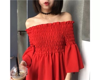 Áo đen chun trễ vai cực yêu 💋