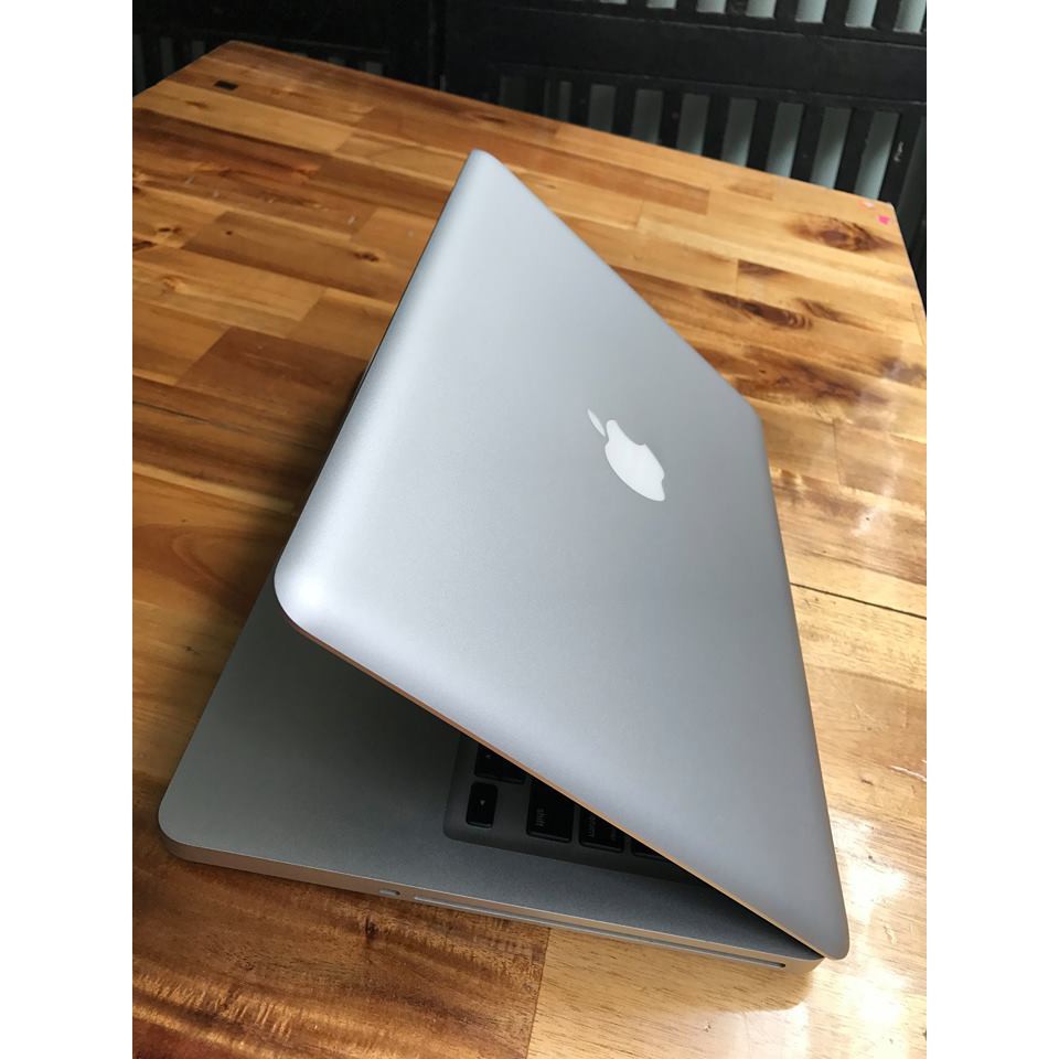 Macbook pro MC700, i5 2,3G, 4G, 320G, zin100%, giá rẻ