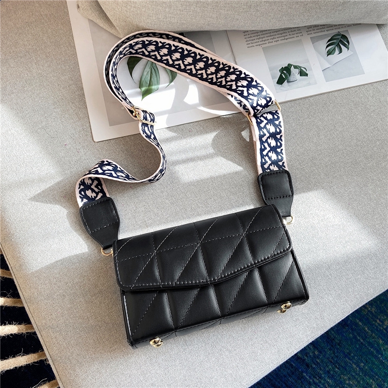 Túi thời trang đeo chéo họa tiết kim cương IELGY