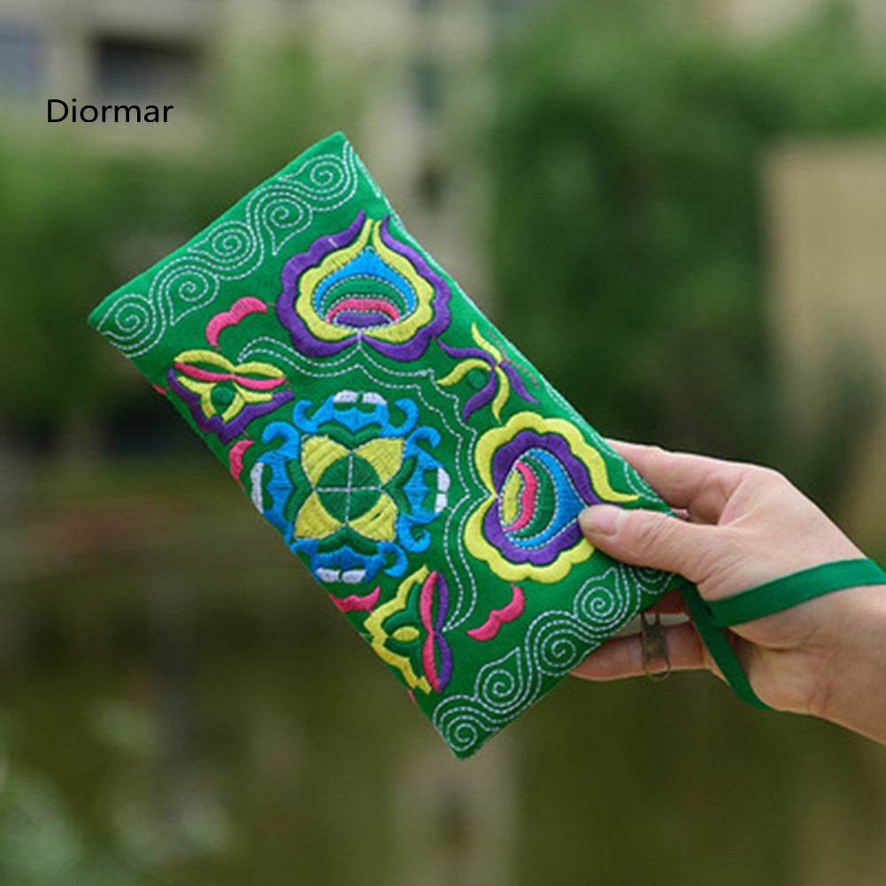 Túi Dáng Dài Cầm Tay Khóa Kéo Thêu Hoa Cho Nữ