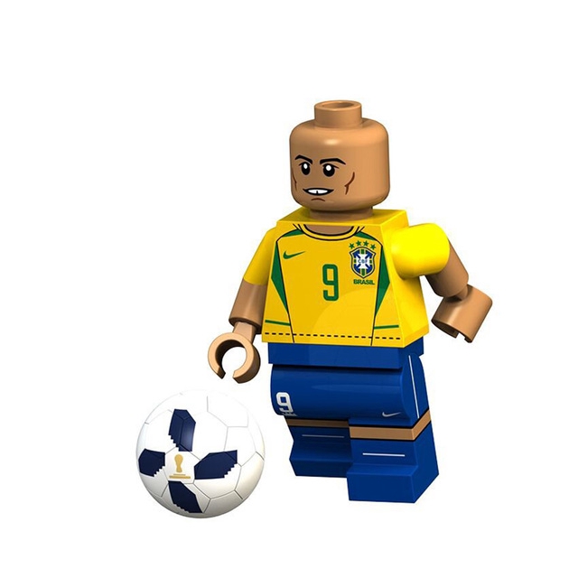 Khối lego lắp ráp hình cầu thủ World Cup độc đáo