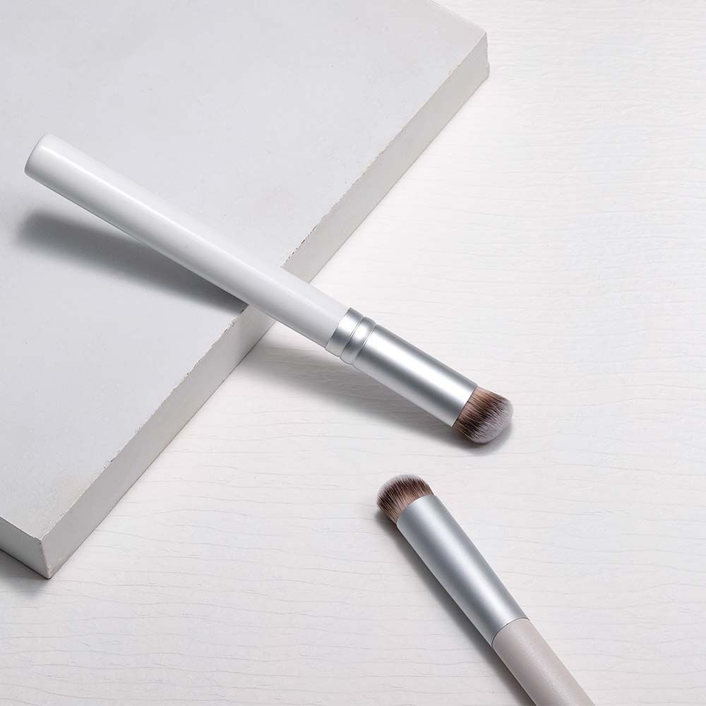 [Hàng mới về] Cọ Trang Điểm Sợi Tổng Hợp Tay Cầm Bằng Gỗ Dùng Đánh Phấn Bắt Sáng/Phấn Che Khuyết Điểm