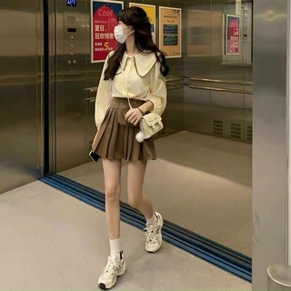 Set áo sơ mi cổ bèo kèm chân váy
