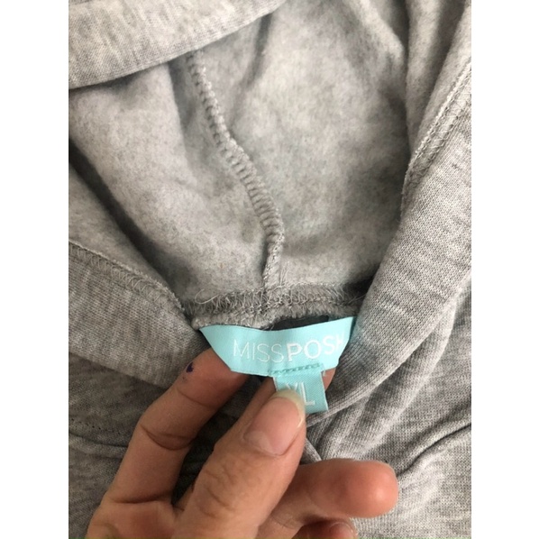 áo croptop nữ phối mũ dài tay hàng xuất dư chất nỉ bông đẹp | BigBuy360 - bigbuy360.vn