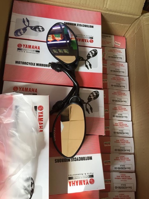 Kiếng chiếu hậu yaz