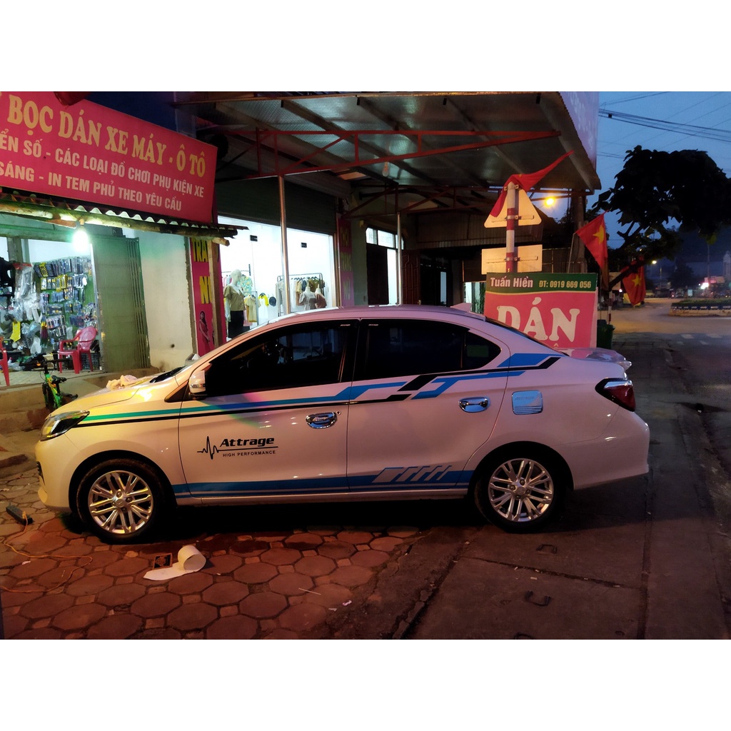 Tem dán trang trí xe thể thao Mitshubishi Attrage