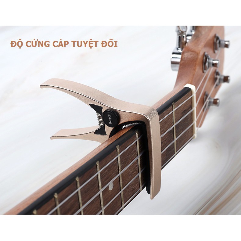 [Kim loại] Capo kẹp đàn Ukulele hãng Aroma