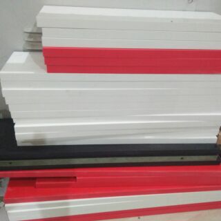 Kệ Gỗ treo tường trang trí 3 thanh ngang dài 50cm sẵn xưởng Kệ gỗ như hình tiện dung