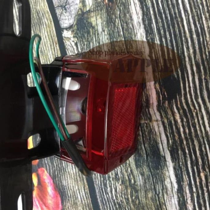 Cụm đèn hậu  xe CUB 82  hàng chính hãng UMV