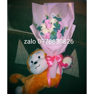 Bó hoa sáp thơm 12 bông kết hợp lá táo. (Shop tự bó, tự chụp)