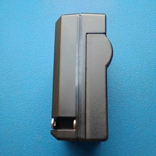 Sạc cho pin canon LP-E12