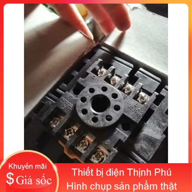Đế Relay timer PF083A, 8 chân tròn,