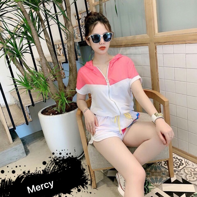 Set nữ dáng thể thao (áo + quần)